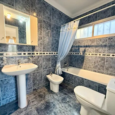 Villa Azul Callao Salvaje