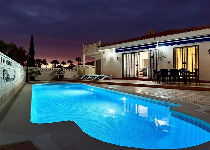 Azul カジャオ・サルバヘ